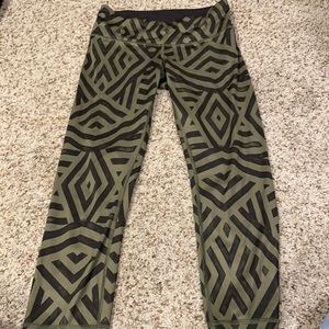 Lulu lemon leggings cropped